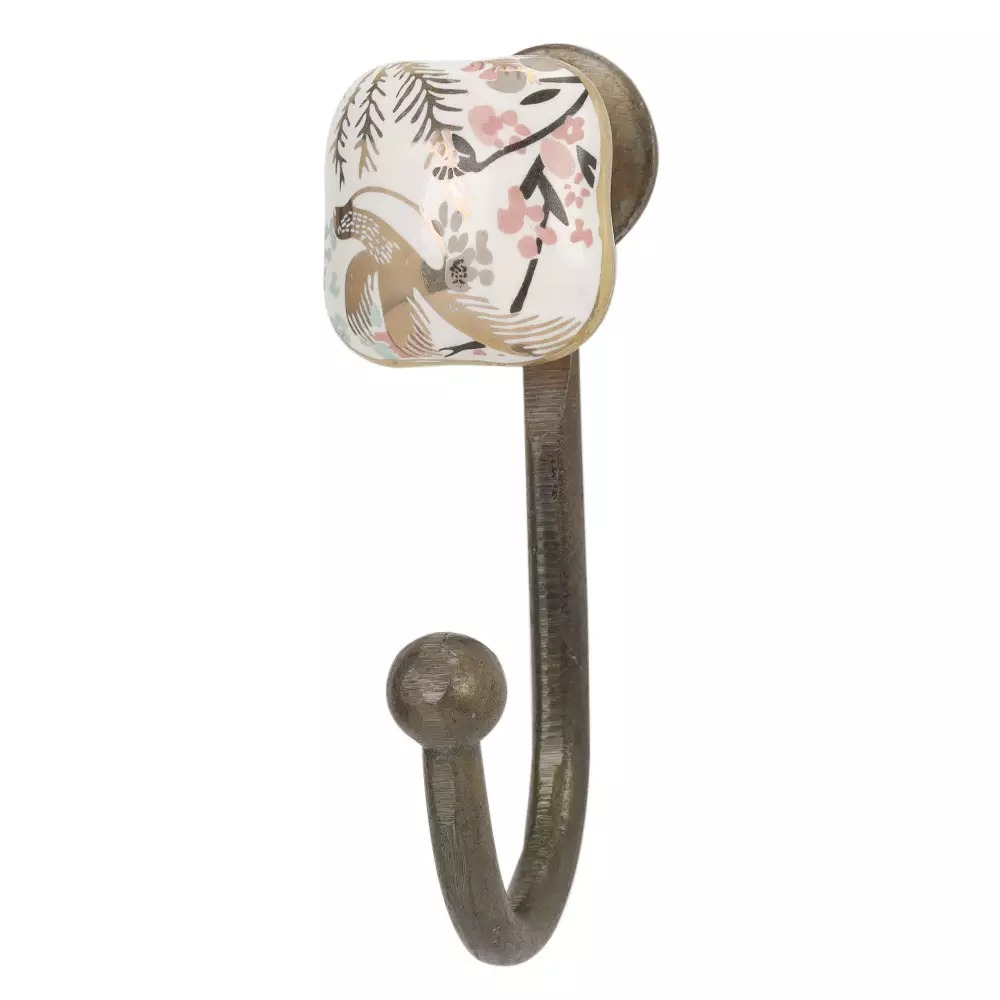 Wall Hooks Installation Made Effortless