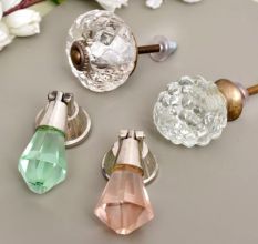 Crystal knob