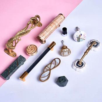 Knobs & Handles