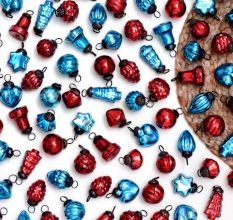 25 Pieces Turquoise and Red Tiny Christmas Ornaments