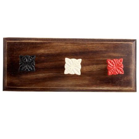 Mixed Four Leaf Metal Wooden Hooks
