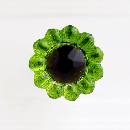 Green Daisy Knob
