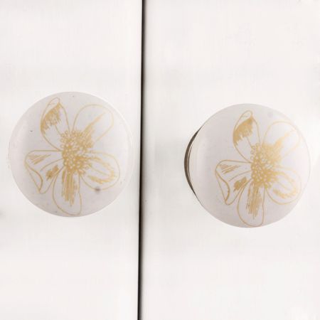 Golden Lilium Flat Knob