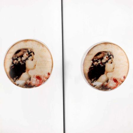 Girl Flat Knob