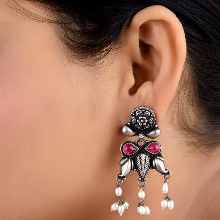 92.5 Sterling Silver Earrings With Engraved Floral Pattern Motifs Pink Jade Stone And Pearl Tassels