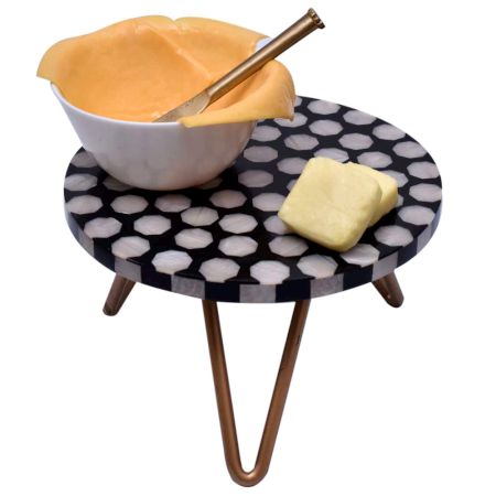 Round Discs Wood And Resin Cake Stand With Iron Legs