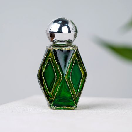 Green Coloured Glass Bottle for Home Decoration