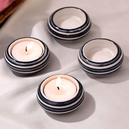 Handmade Tea Light Holder Made of Premium Ceramic in Set of 4