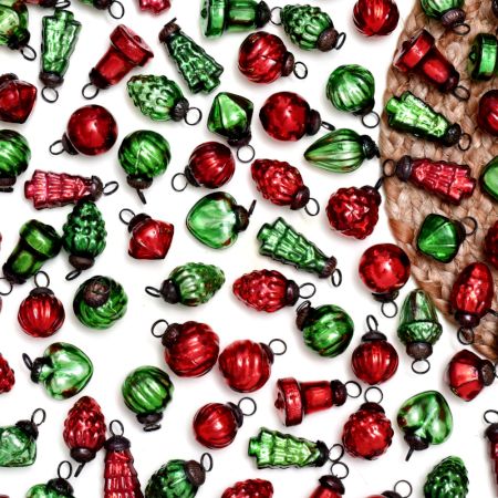 25 Pieces Green and Red Ornaments For Tree Decoration - Glass Christmas Ornaments