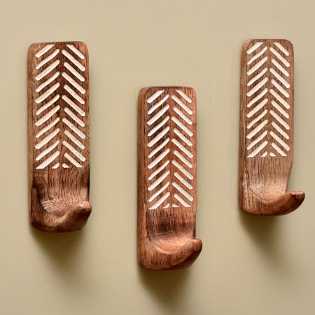 3 Pieces Heavy Duty Wooden Self Adhesive Brown Hooks