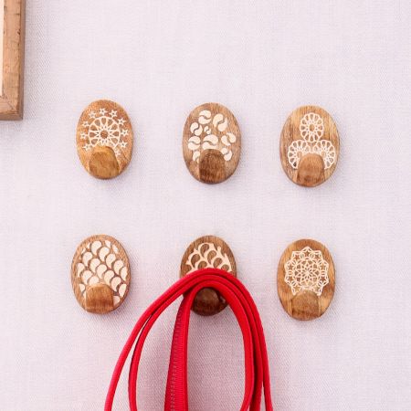 Wooden Brown Floral Sticky Hook for Wall- Pack of 6