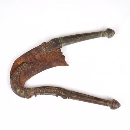 High-Quality Brass Iron Betel Nut Cutter Sarota for Decor