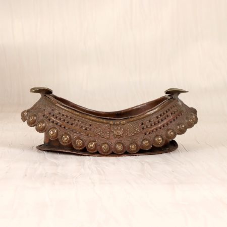 Handmade High-Quality Brass Ashtray in Vintage Finish
