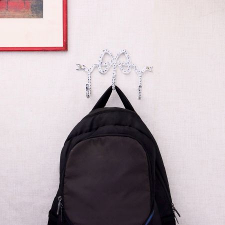 Modern Black White Bow Shape Iron Hook