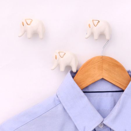 Baby Elephant Shape Ceramic Wall Hooks-3 Pieces