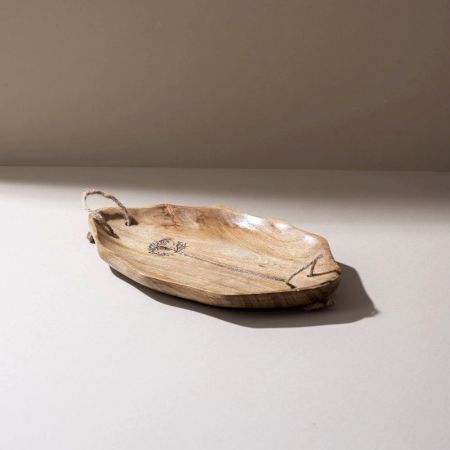 Heartfelt Curved Charm Oval Platter