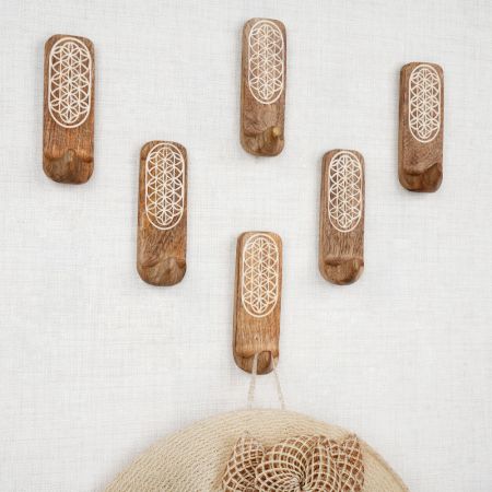 6 Pieces Wooden Decorative Adhesive Wall Key And Towel Holder