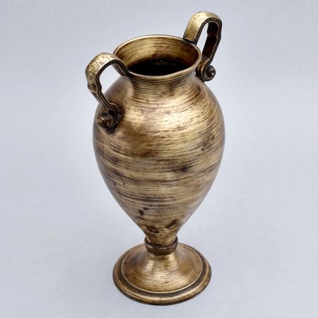Vintage Finish Brass Flower Pot for Collection and Decoration