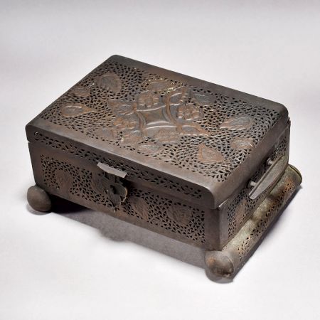 Handmade Vintage Brass Paan Daan from Norther India