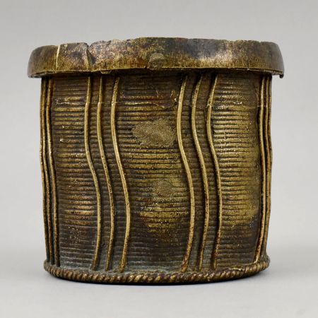 Brass Cylindrical Pen Holder with Wavy Raised Design