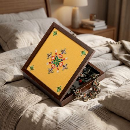 Banaskantha Suf Embroidery Glass Top Keepsake Box