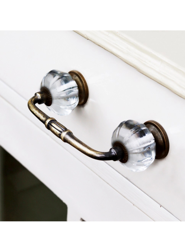Glass Bridge Handles: Where Function Meets Fluid Art