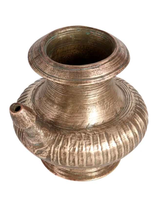 Why Were Vintage Hand-Washing Pots Essential in Palaces?