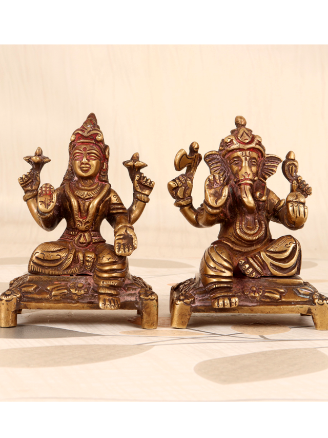Legendary Tale of Maa Laxmi, Ganesh, and Diwali